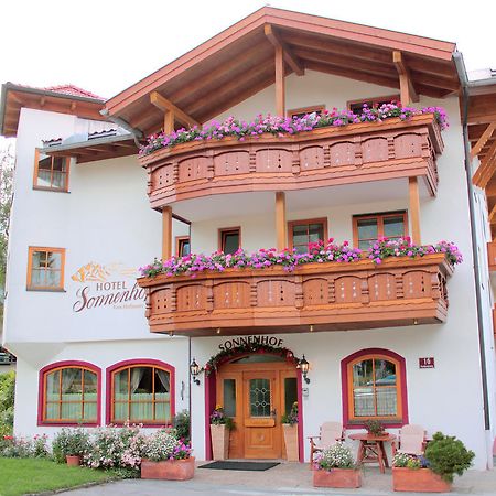 Hotel Sonnenhof - Bed & Breakfast & Appartements Mutters Exterior photo